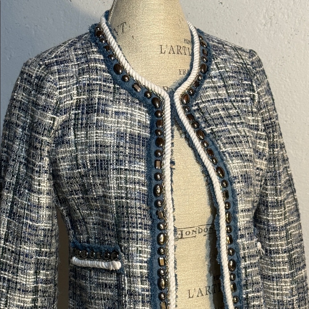 Chic Tweed Blazer with Blue Accents